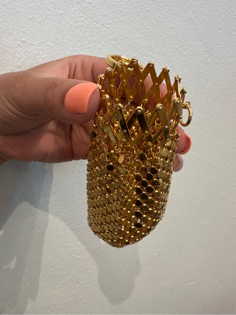 Vintage Gold Metal Mesh Chain Bag & Coin Holder - Picture 9 of 13